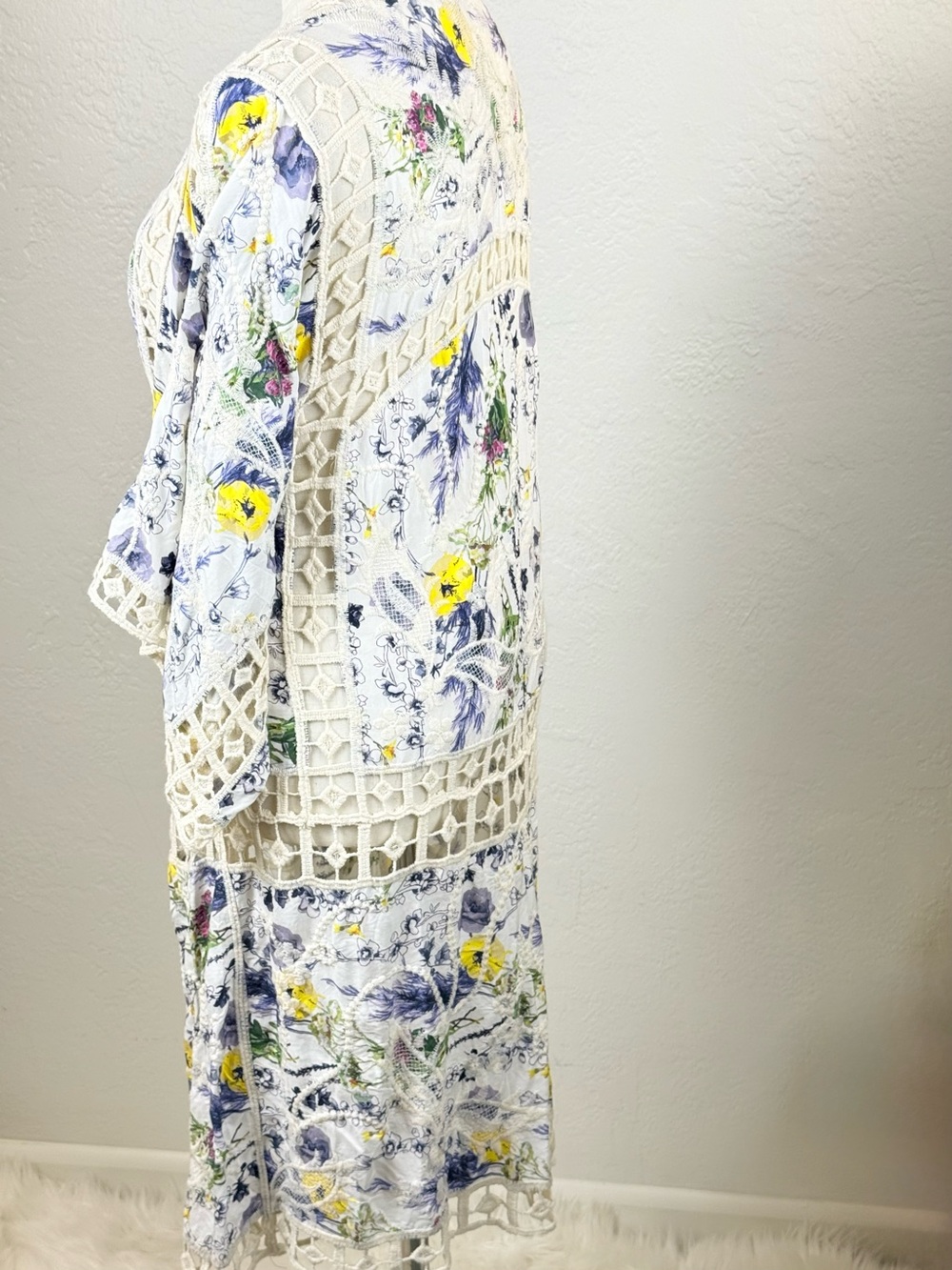 NWOT STUNNING Rachel Rachel Roy Floral Crochet Lace Duster Kimono Beach Cover Up